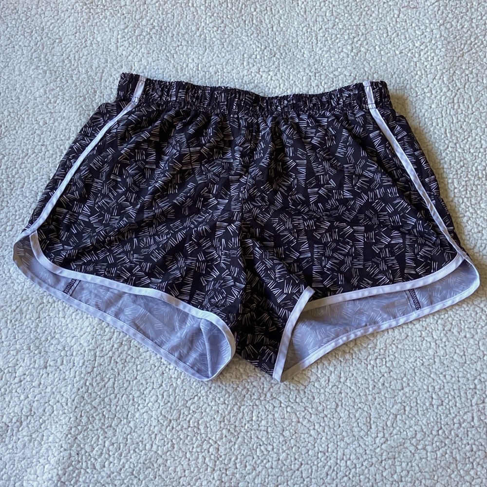 Xersion women’s athletic shorts. Size medium. Barely used. Black and white.